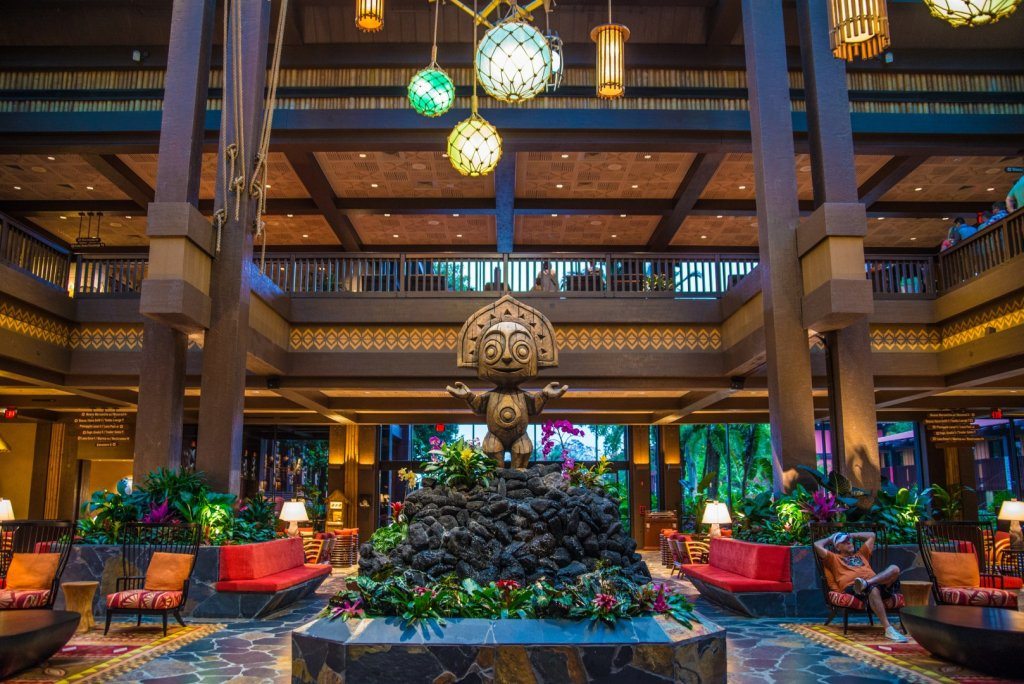 A wood carving welcomes guests at Disney's Polynesian Lobby